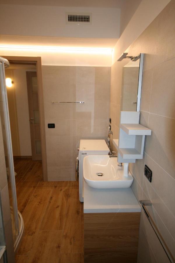 Ba - Villa Lucy - Single Villa - Lignano Sabbiadoro Eksteriør billede